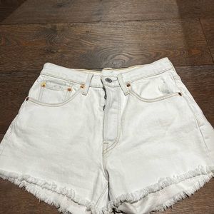 Levi’s light wash denim shorts